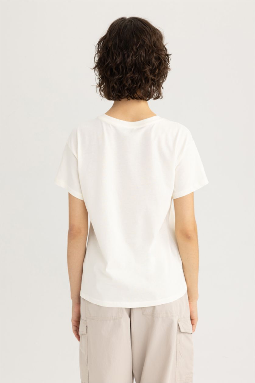 Kadın Ekru Regular Fit Bisiklet Yaka Baskılı Kısa Kollu %100 Pamuk Tişört