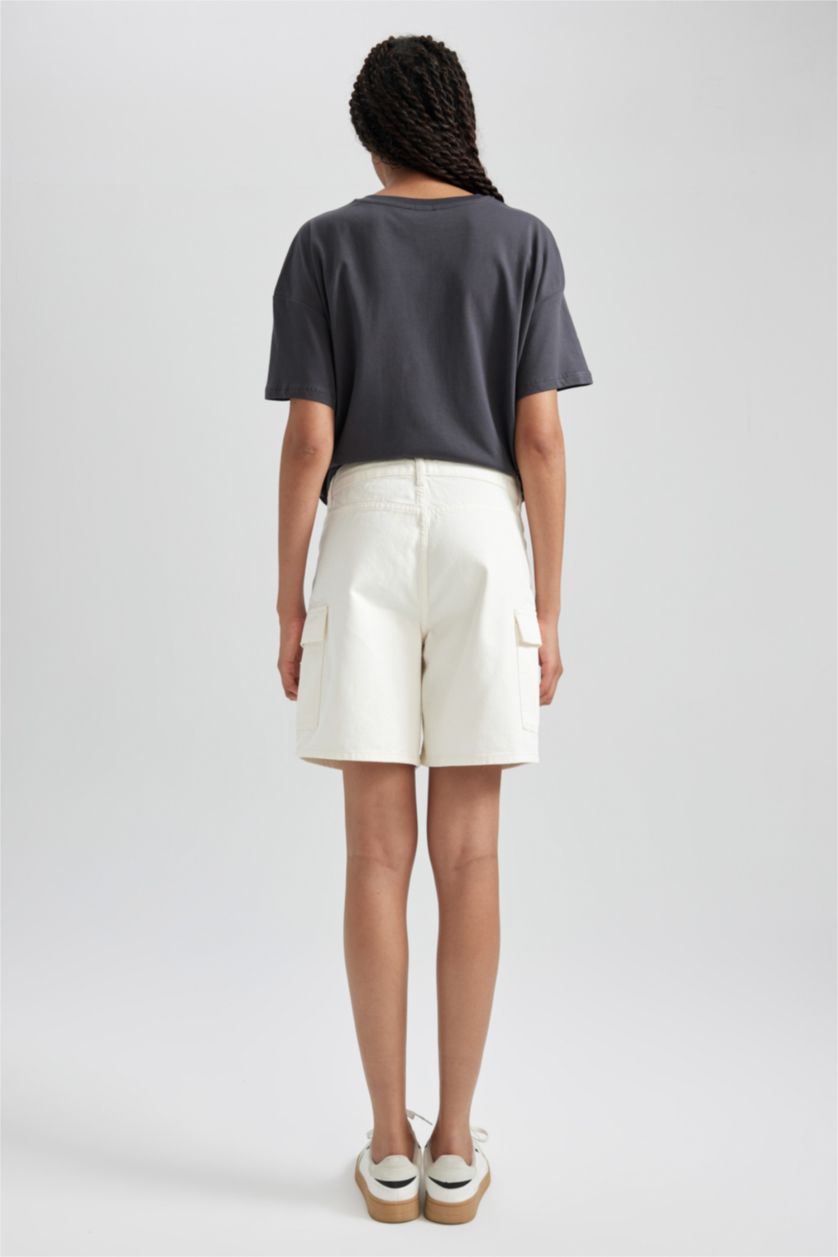 حريمي أبيض (000) شورت قطن برمودا جينز كتان ابيض بخصر عالي