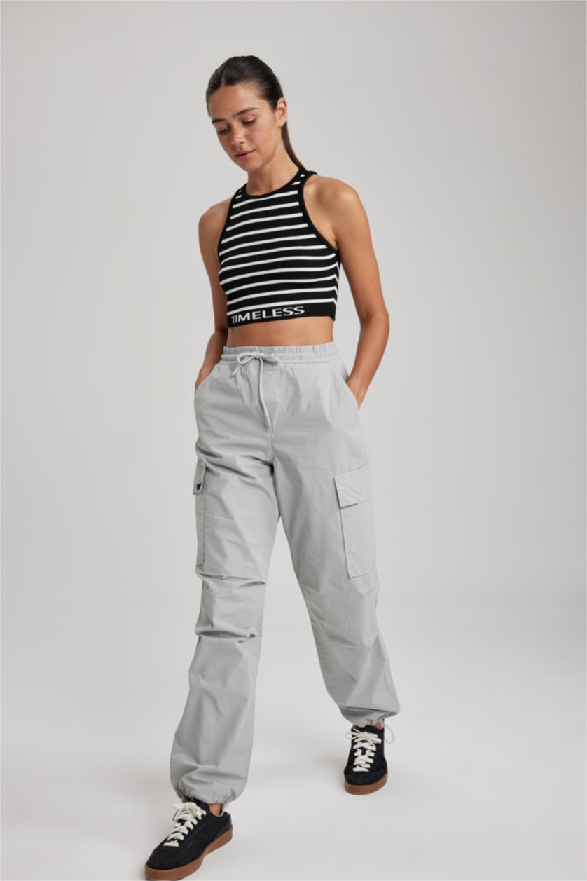 نساء أسود فانيلة ريبانا مخصر