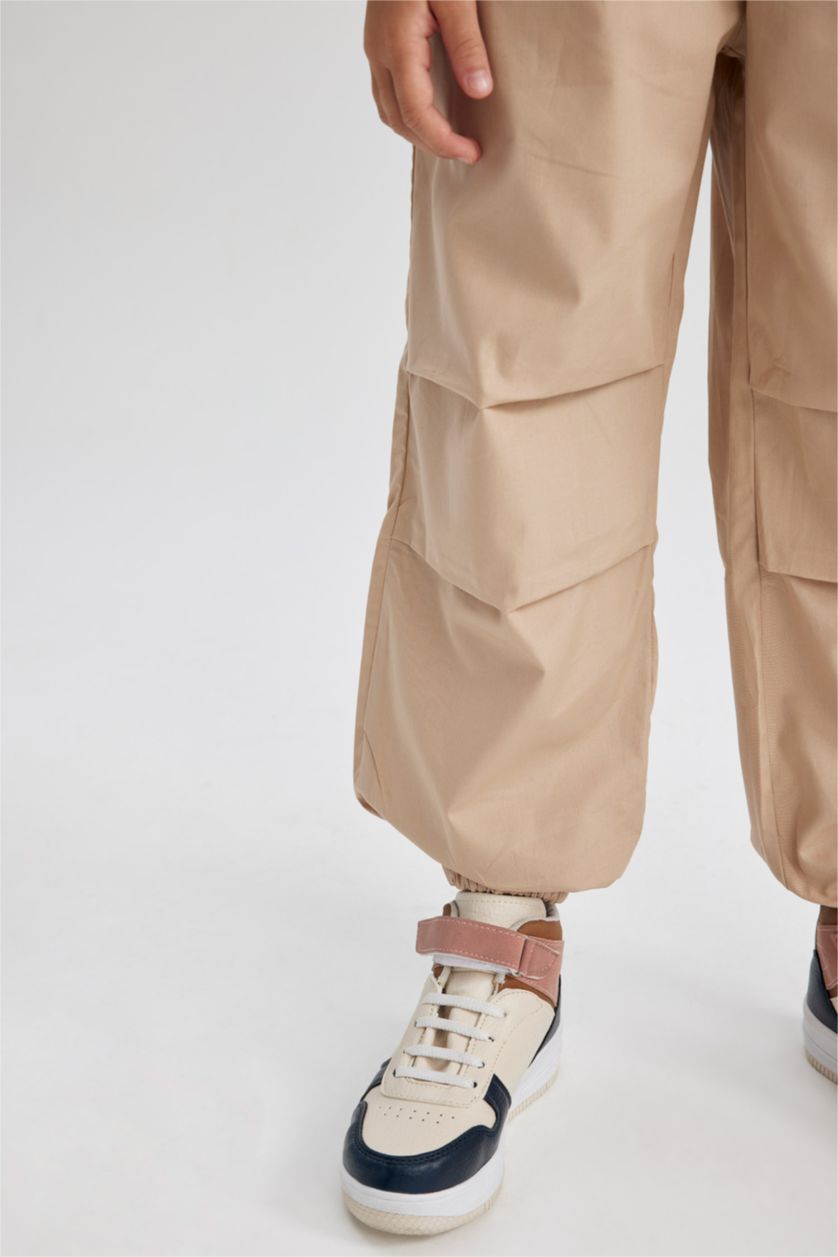 GIRLS & TEENS Light Vison Girl Parachute Cotton Trousers