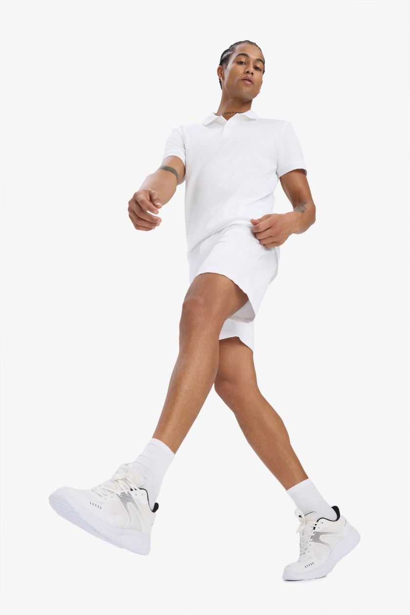 Erkek Beyaz Standart Fit Sporcu Kısa Paça Şort