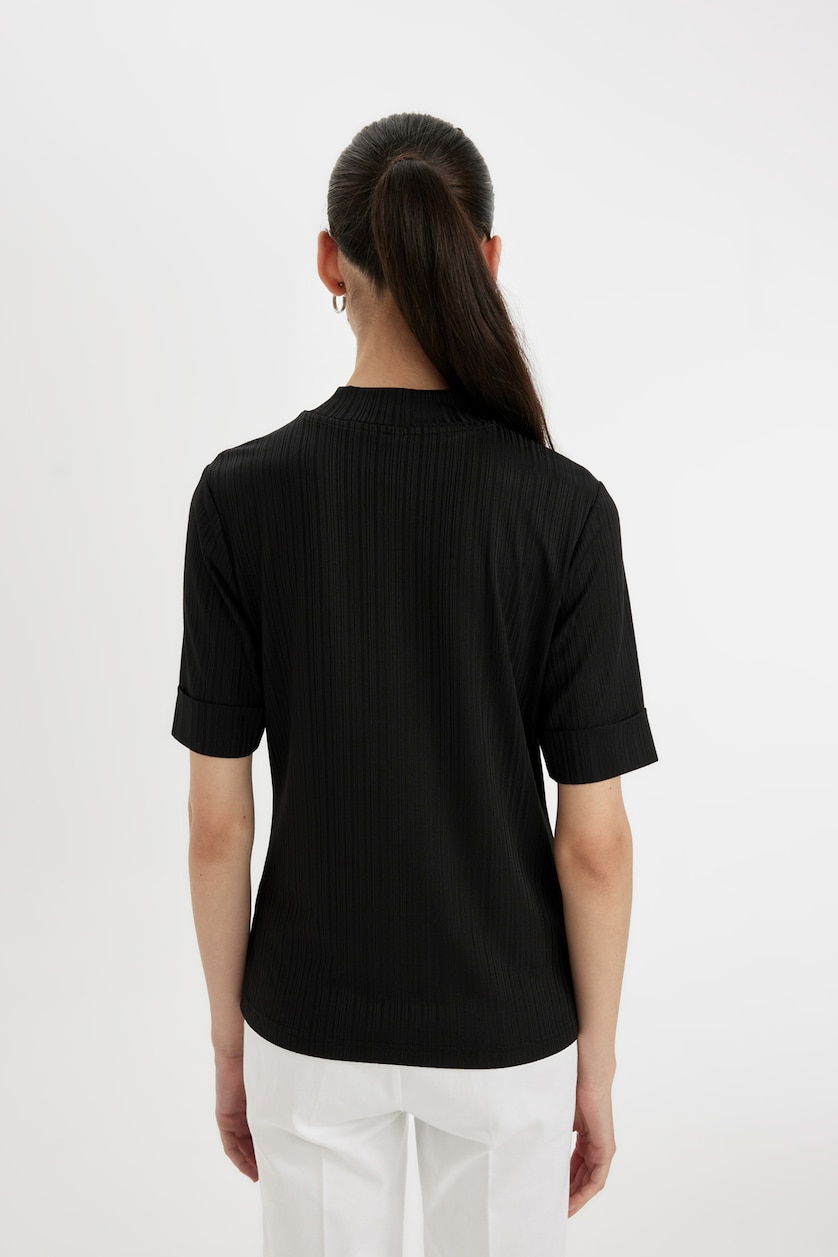 Women Black Regular Fit Camisole Short Sleeve T-Shirt