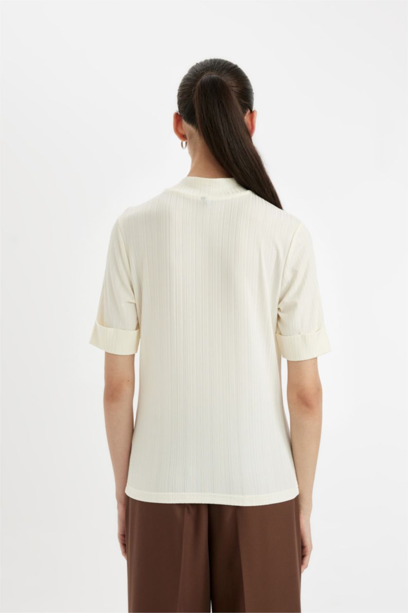 FEMME Écru T-shirt à manches courtes Coupe Régulière