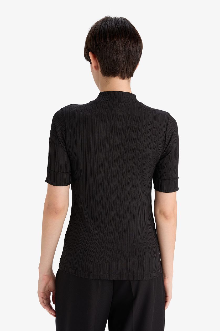 WOMAN Black Regular Fit Half Turtleneck Camisole Short Sleeve T-Shirt