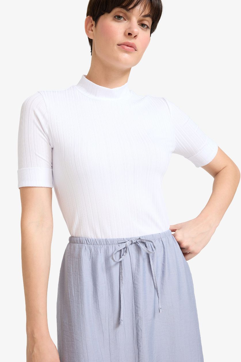 WOMAN Ecru Regular Fit Half Turtleneck Smart Corduroy T-Shirt