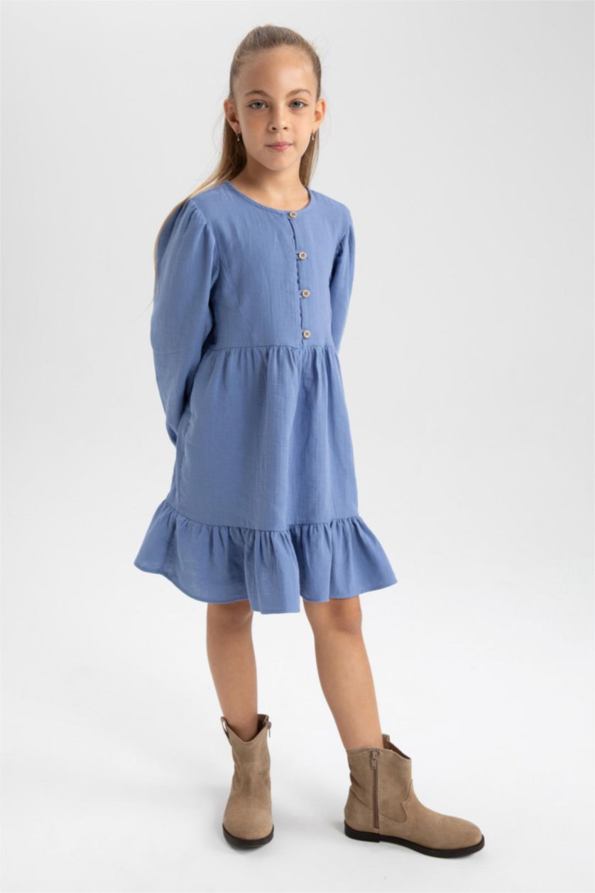 بنات أزرق فستان موسلين قصة عادية