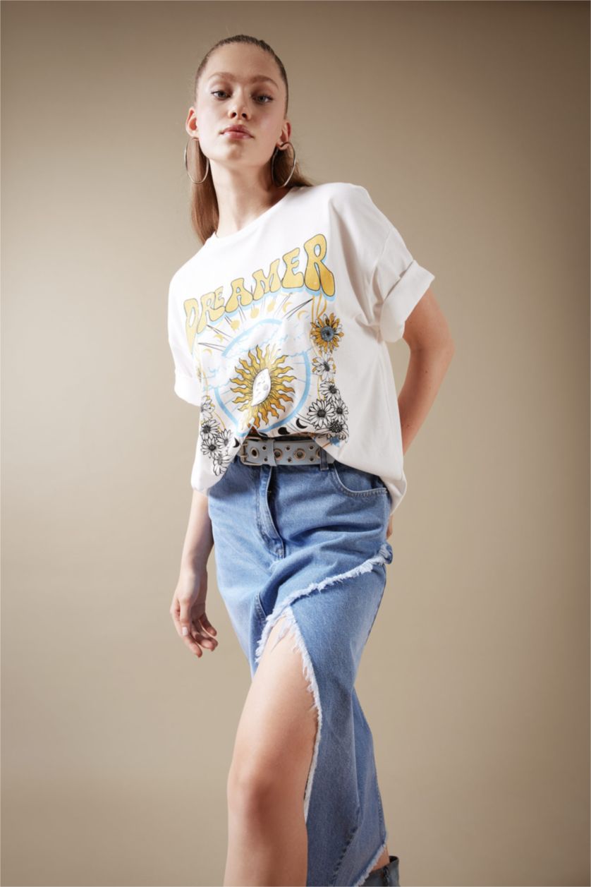 Kadın Kırık Beyaz Oversize Geniş Kalıp Bisiklet Yaka Baskılı Kısa Kollu %100 Pamuk Tişört