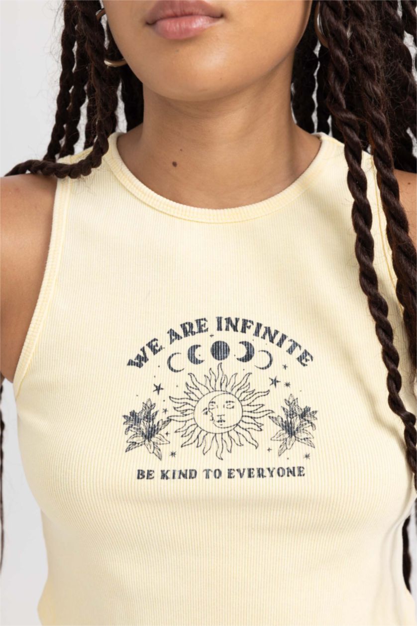 Kadın Sarı Fitted Baskılı Bisiklet Yaka Fitilli Kaşkorse Yıkamalı Soluk Efektli Atlet