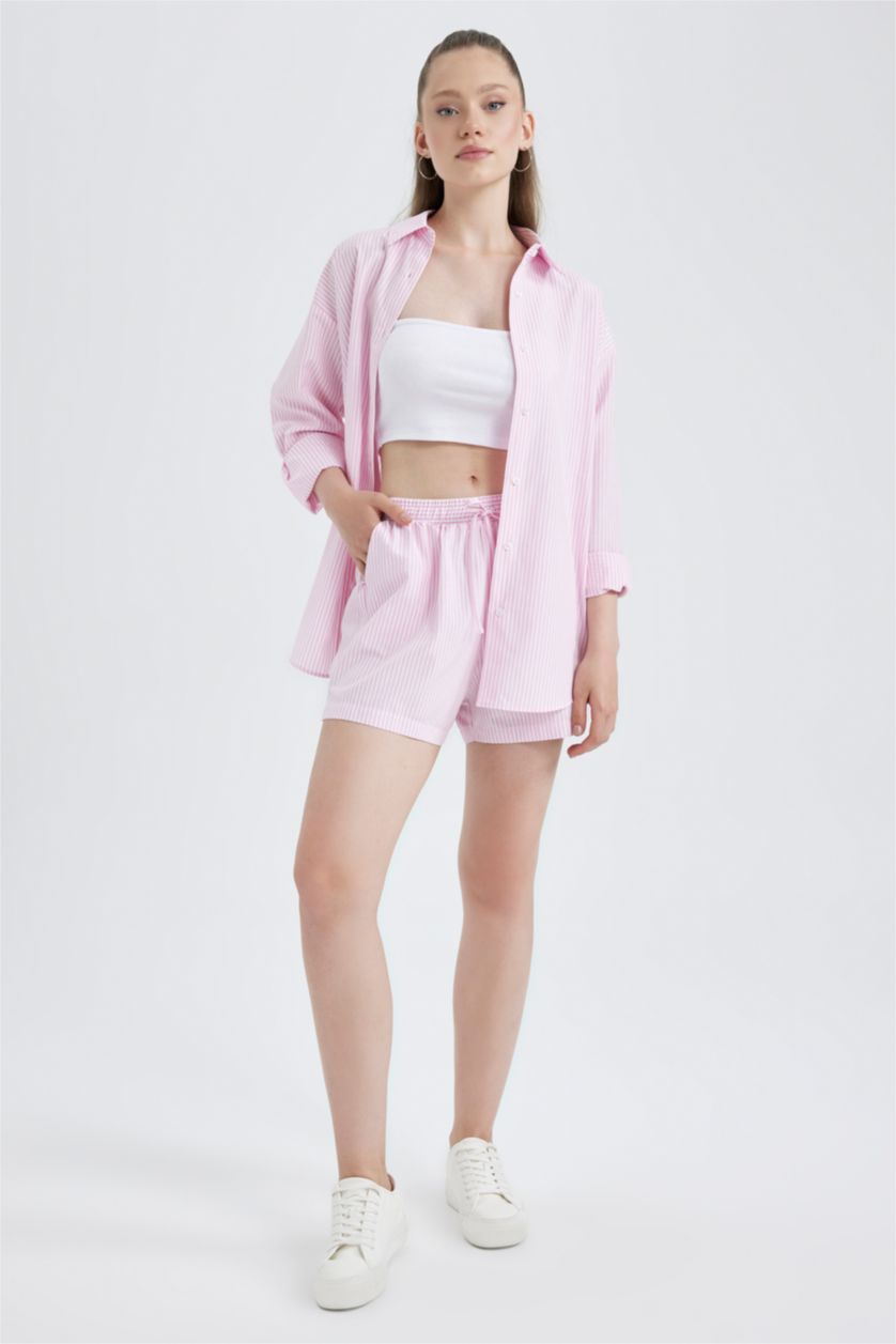 FEMME Rose Clair Short coupe régulière