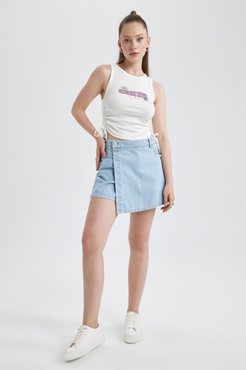 نساء اوف وايت كروب توب سليم فيت مطبوع