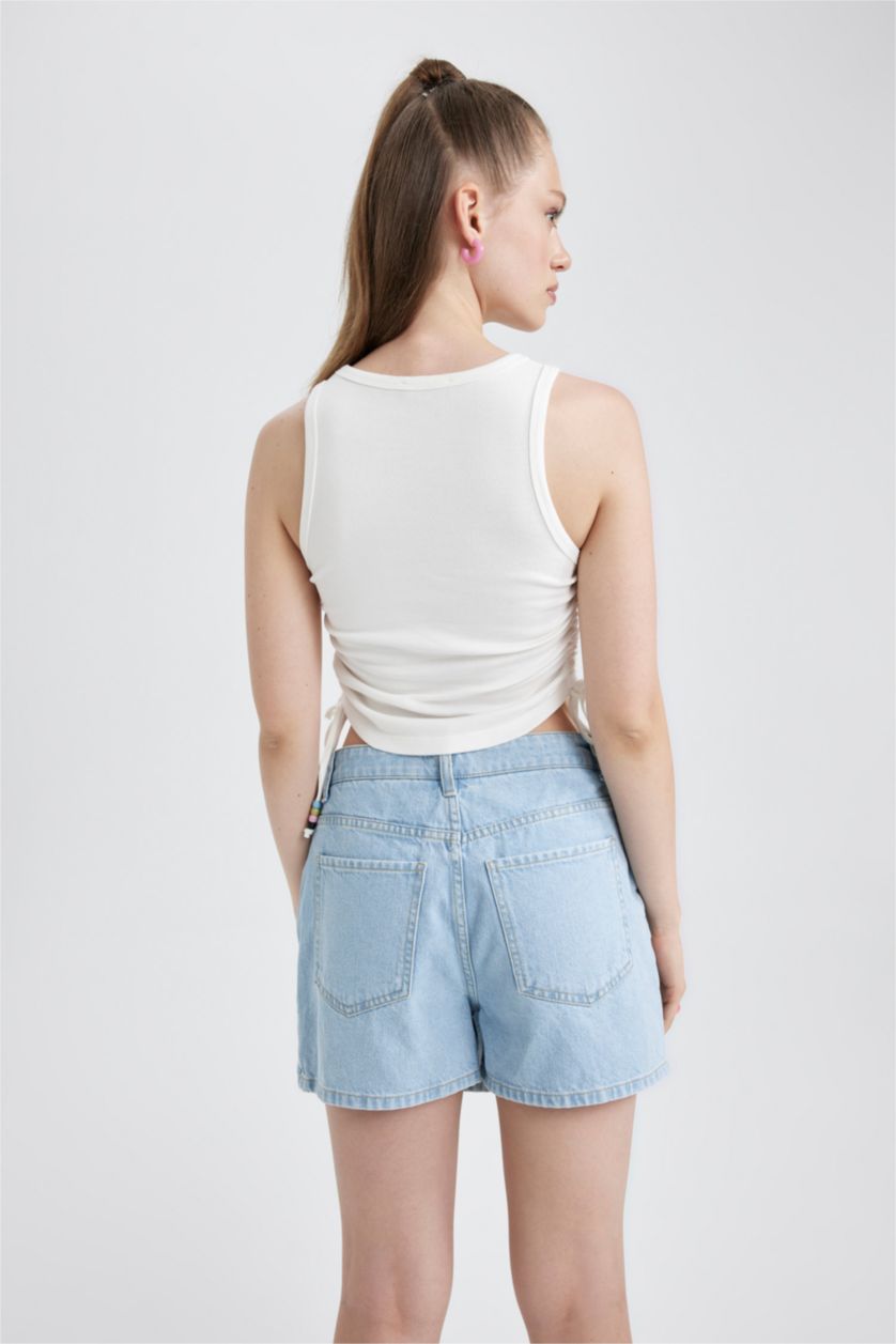 نساء اوف وايت كروب توب سليم فيت مطبوع