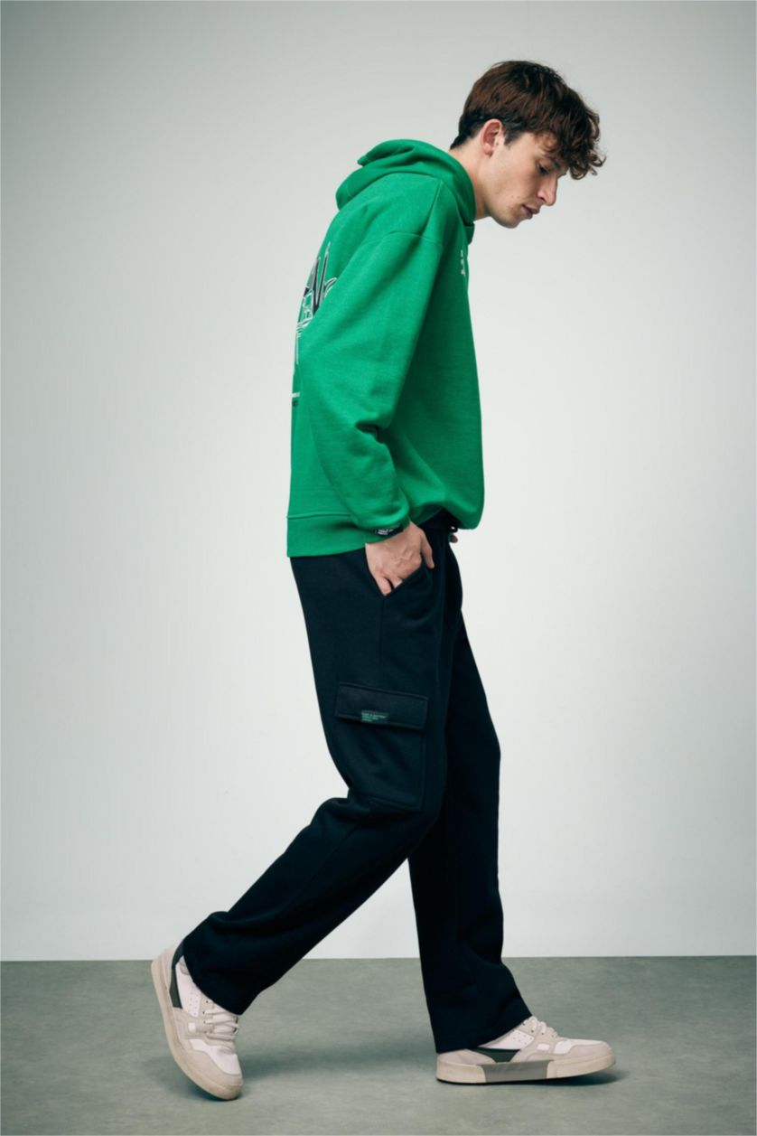 MAN Black Regular Fit Wide Leg With Cargo Pocket Trousers