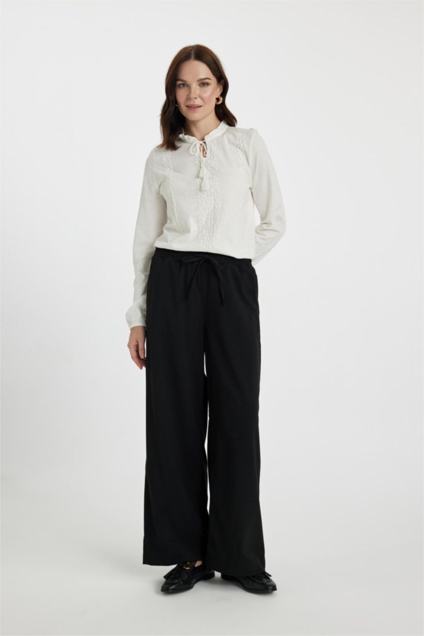 نساء بيج فاتح تي شيرت كم طويل قصة عادية برقبة مستديرة