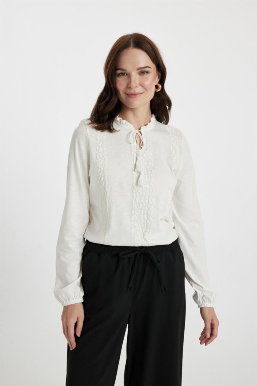 نساء بيج فاتح تي شيرت كم طويل قصة عادية برقبة مستديرة