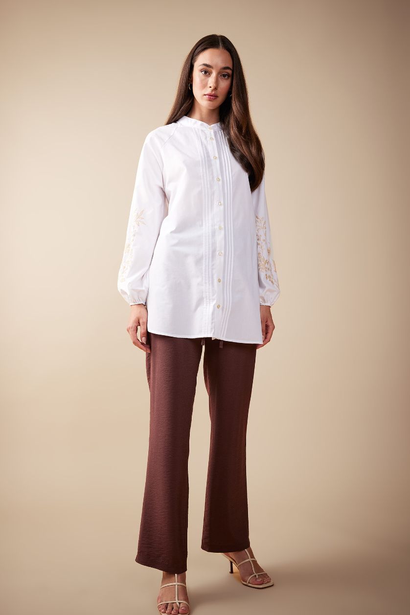 Woman Brown Relax Fit Trousers