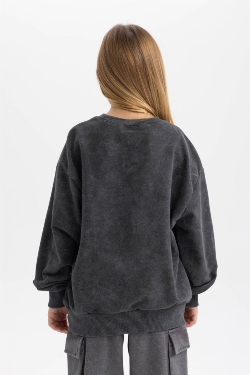 Girls & Teens Grey Oversize Fit Looney Tunes Licensed Crew Neck Sweatshirt
