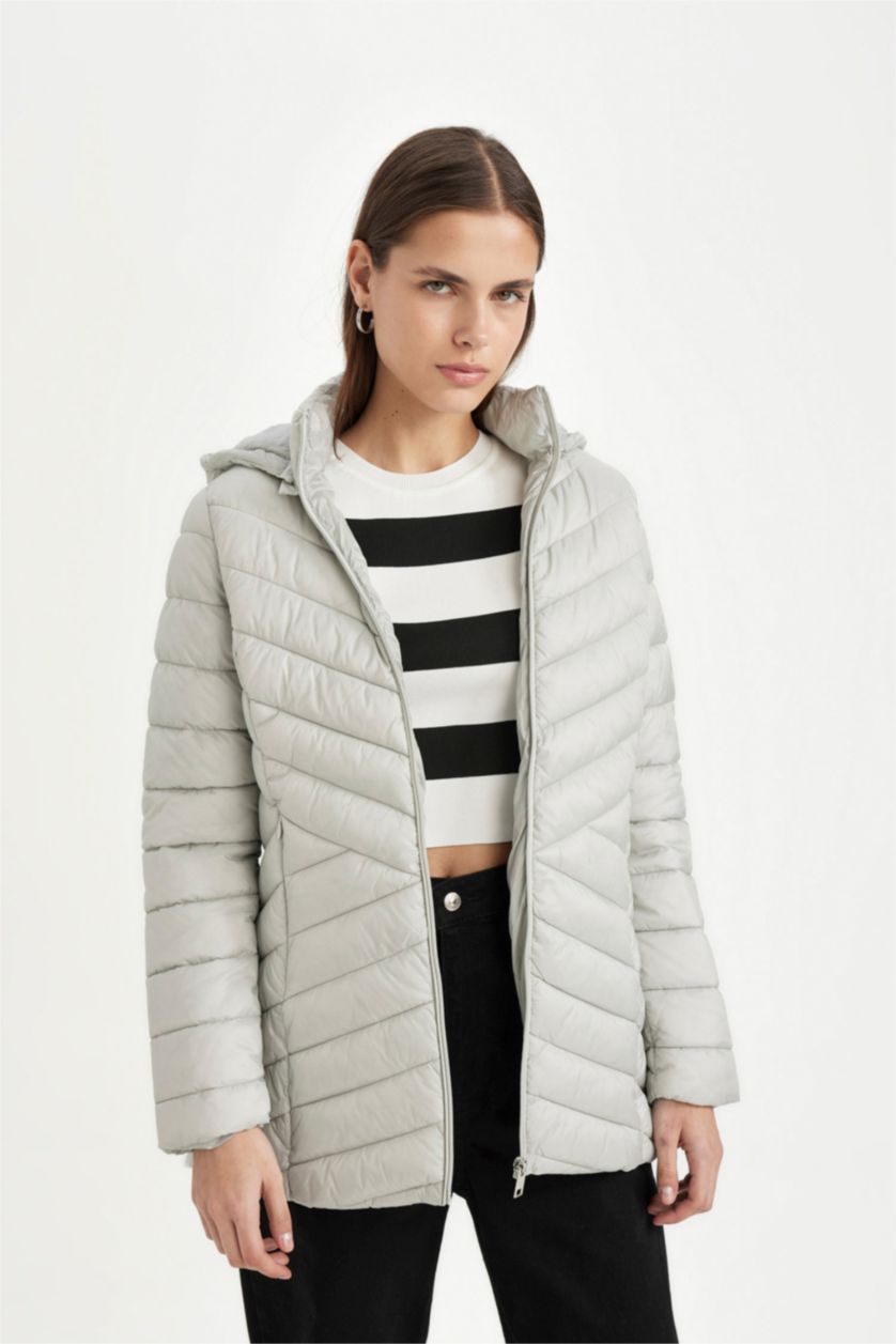 Woman Grey Waterproof Puffer Jacket