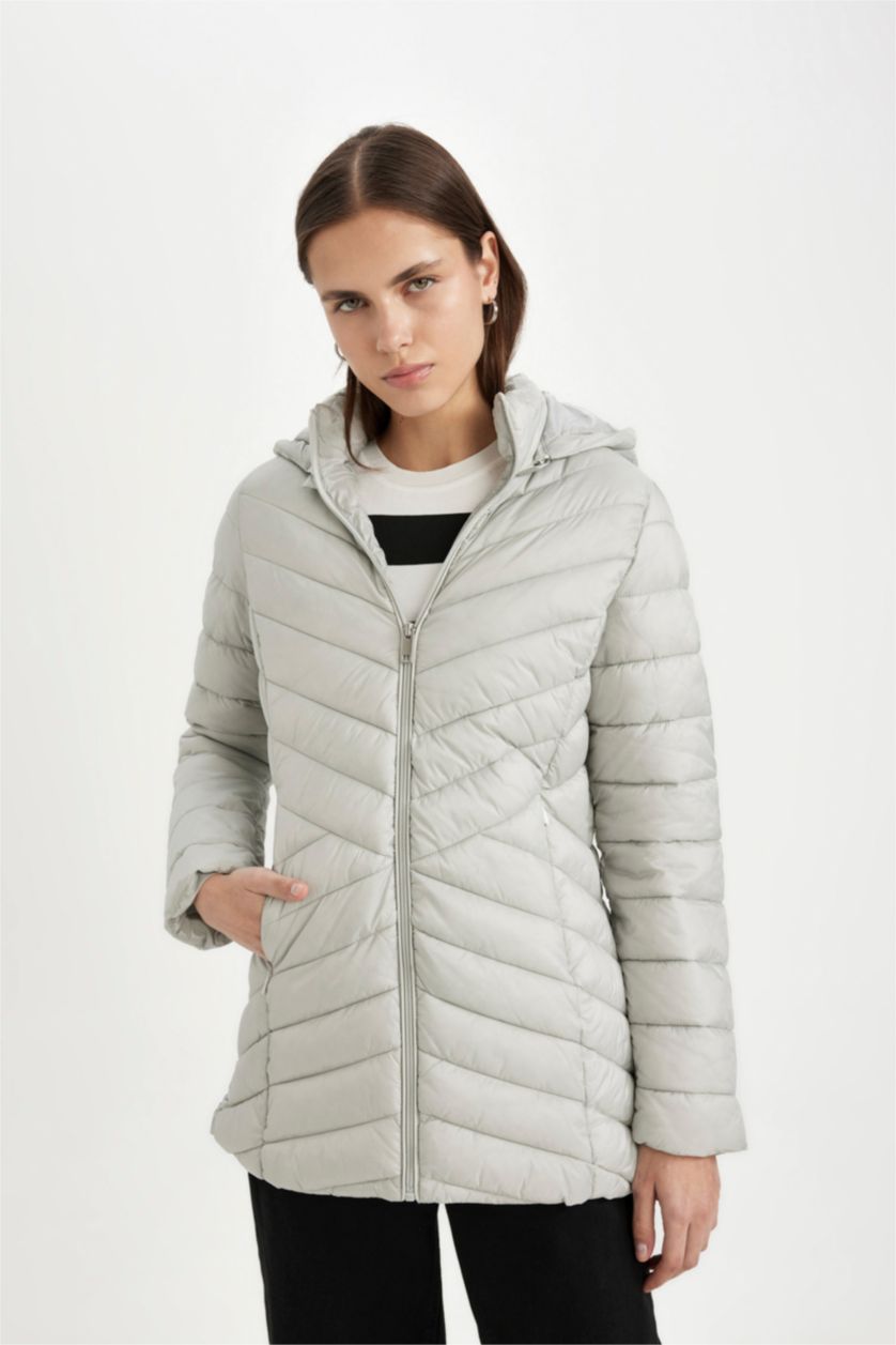 Woman Grey Waterproof Puffer Jacket