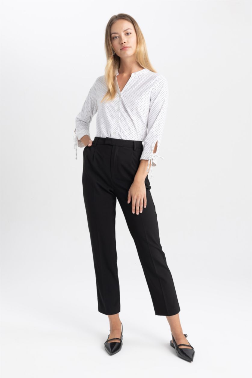 FEMME Noir Pantalon Coupe Carrot
