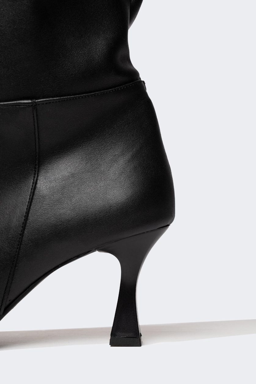 حريمي أسود بوت حريمي جلد صناعي بكعب عالي