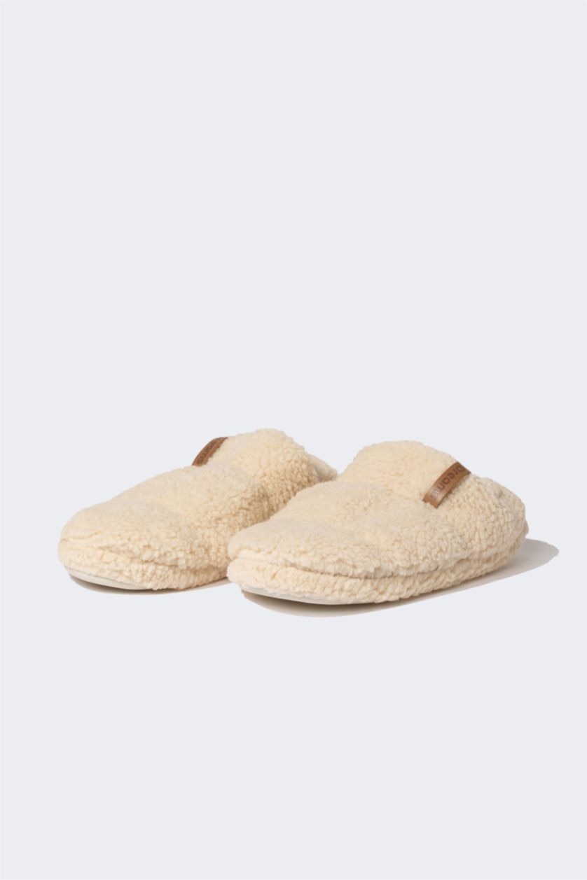 WOMAN Beige Woman Flat Sole House Slippers