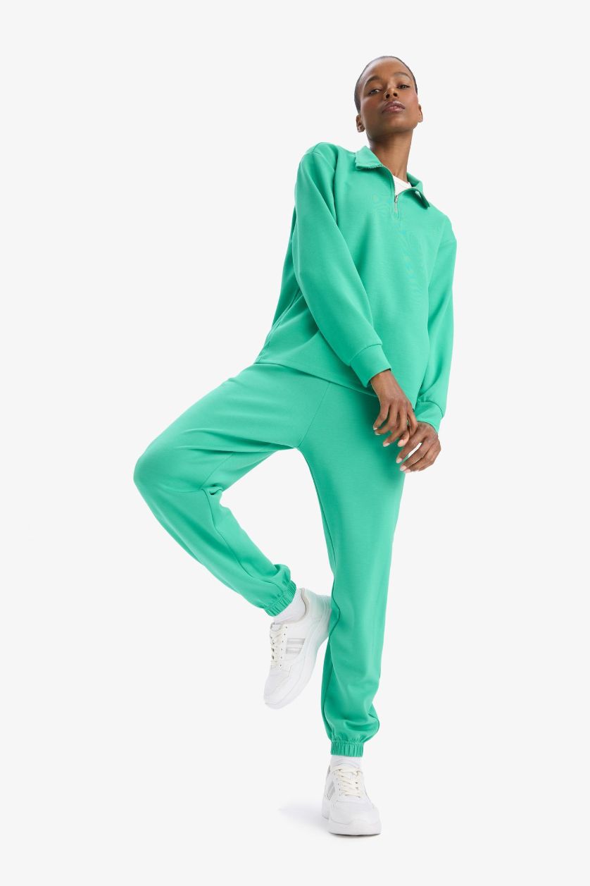 Kadın Yeşil Standart Fit Cepli Jogger Paça Standart Fit Basic Düz Modal Pantolon