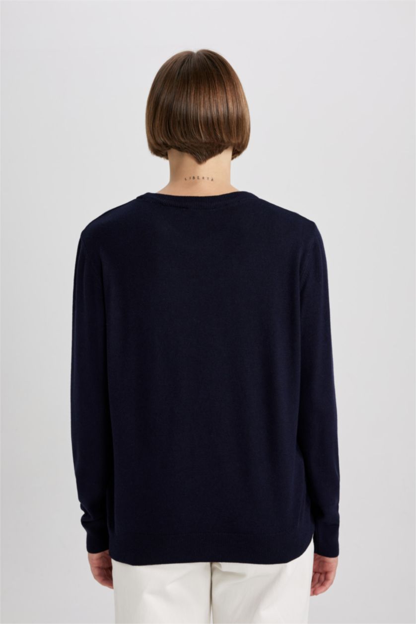 حريمي كحلي بلوفر تريكو حريمي قصة عادية برقبة مستديرة كحلي