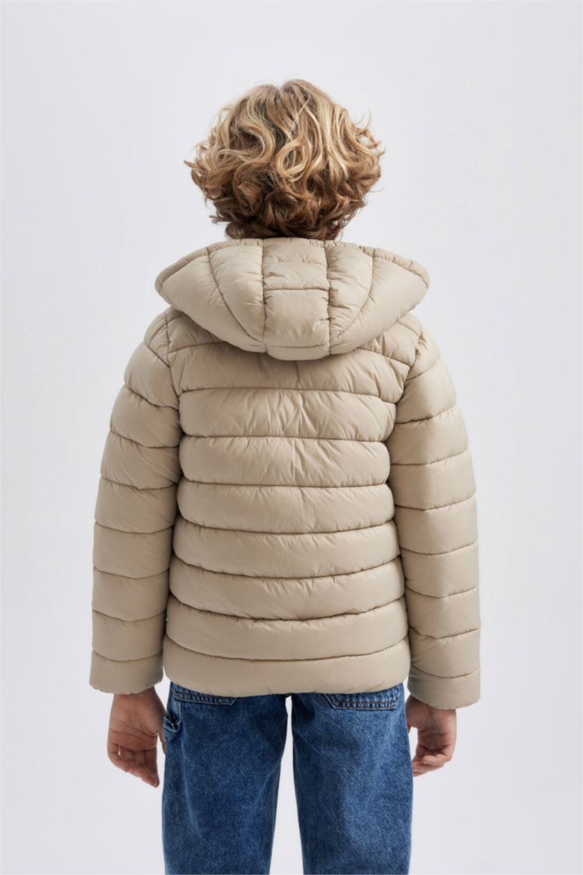 Erkek Çocuk - Genç Erkek Açık Bej Erkek Çocuk Su İtici Kapüşonlu Basic Düz Şişme Mont