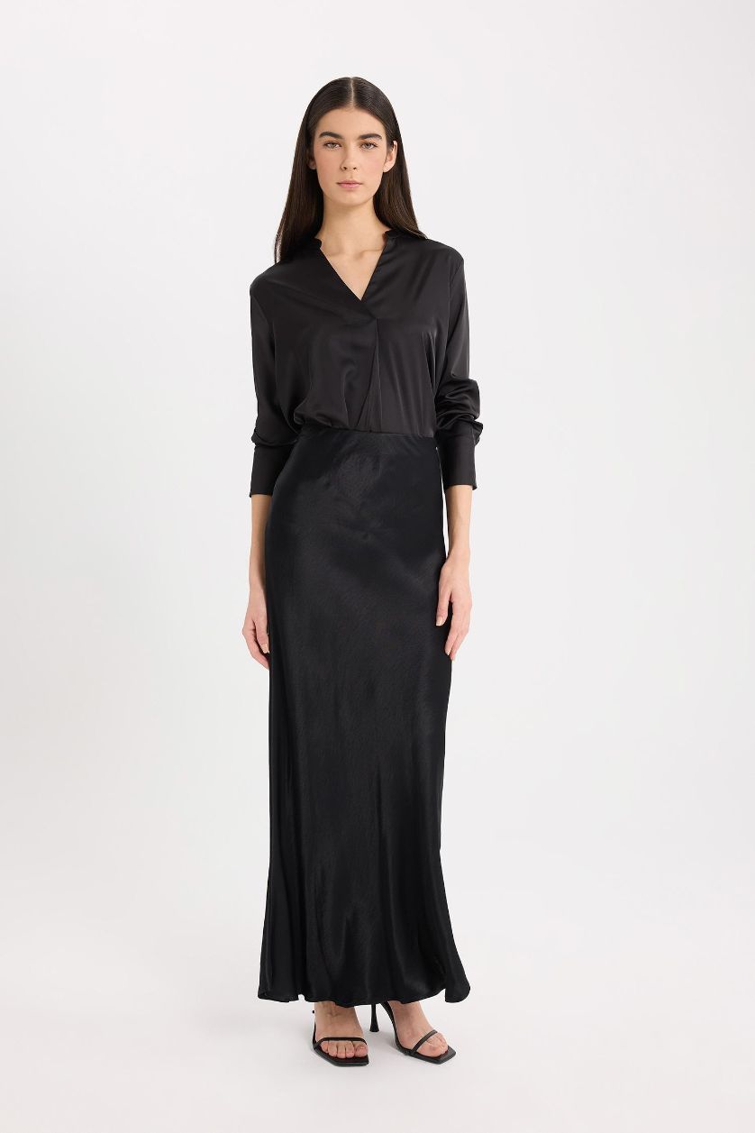 Kadın Siyah A Kesim Normal Bel Saten Midi Etek