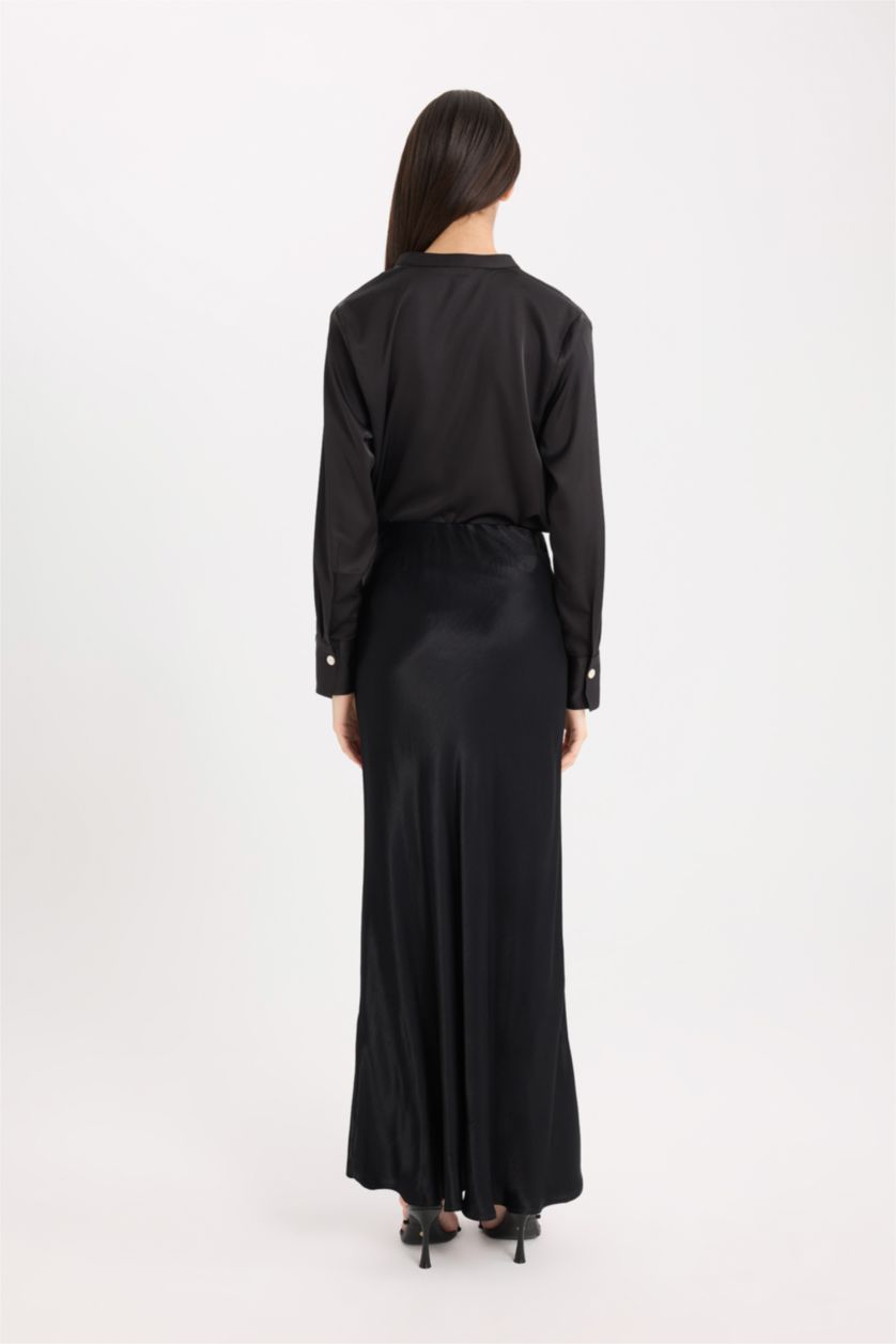 Kadın Siyah A Kesim Normal Bel Saten Midi Etek