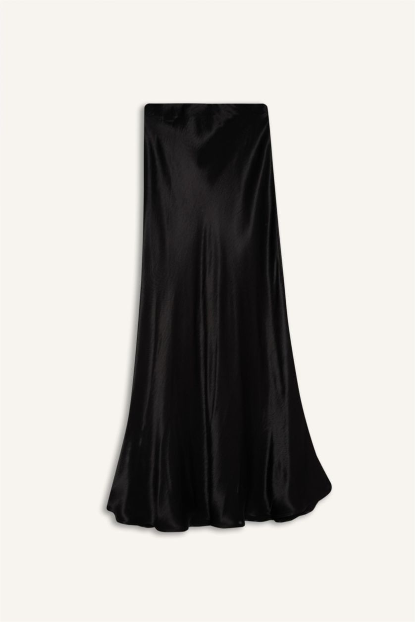 Kadın Siyah A Kesim Normal Bel Saten Midi Etek