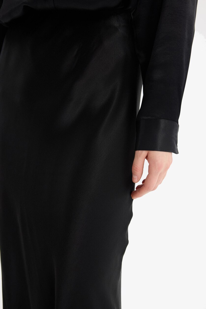 WOMAN Black A Cut Midi