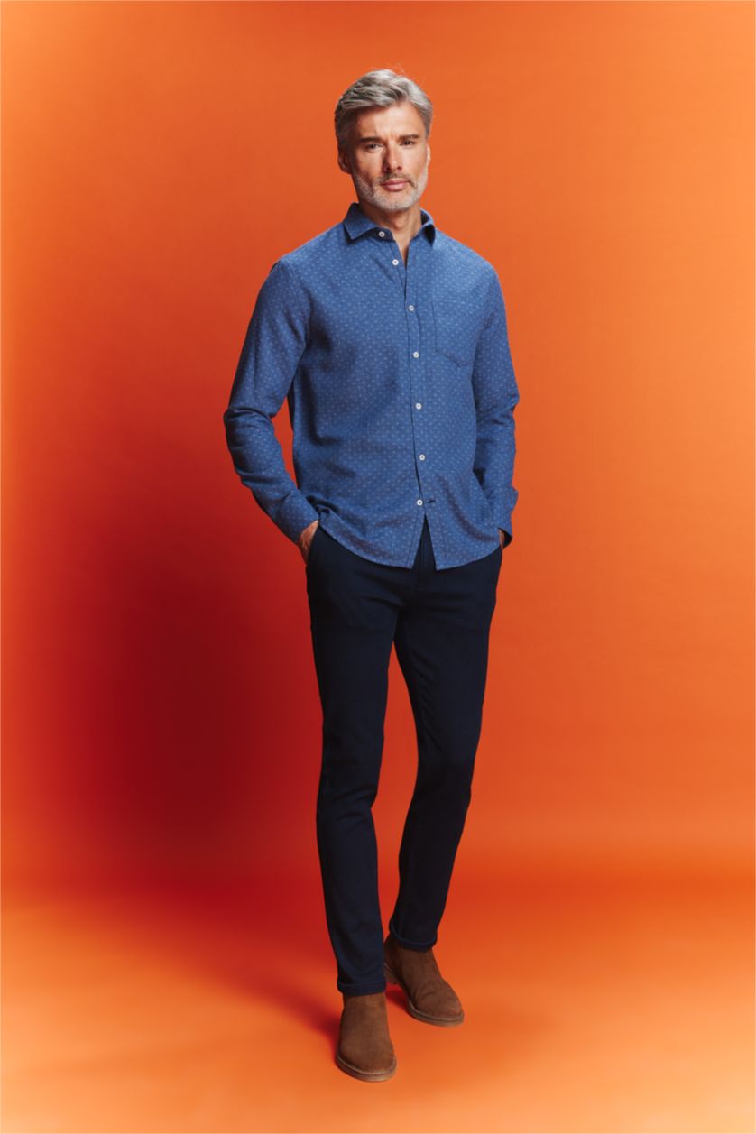 Man NAVY Regular Fit Textured Pocket Detailed Shirt