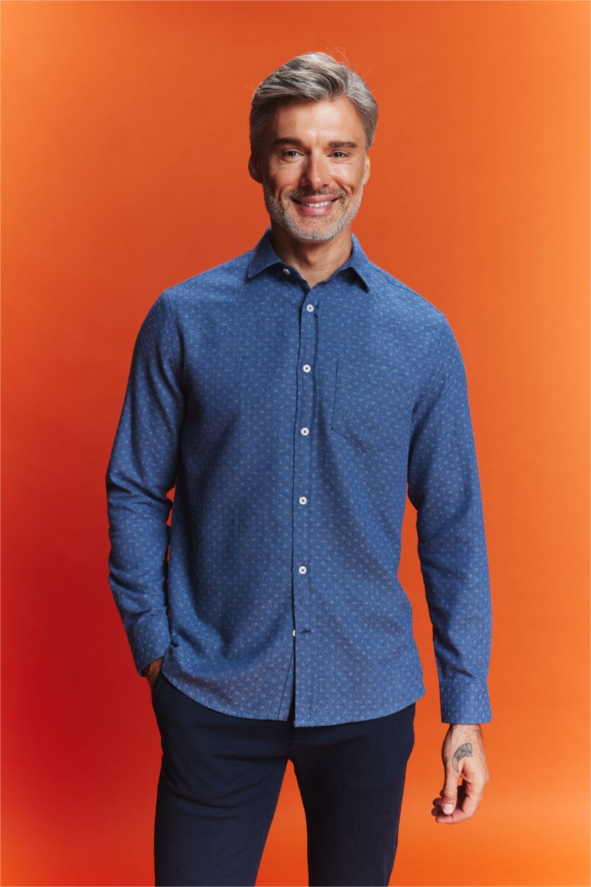 Man NAVY Regular Fit Textured Pocket Detailed Shirt