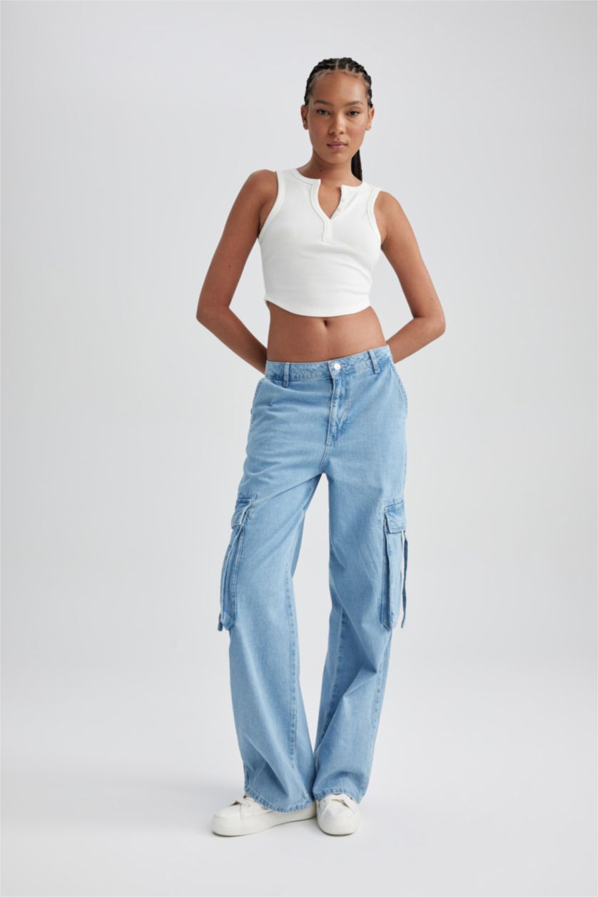 نساء أزرق فاتح بنطلون جينز كارجو برجل واسع وجيب