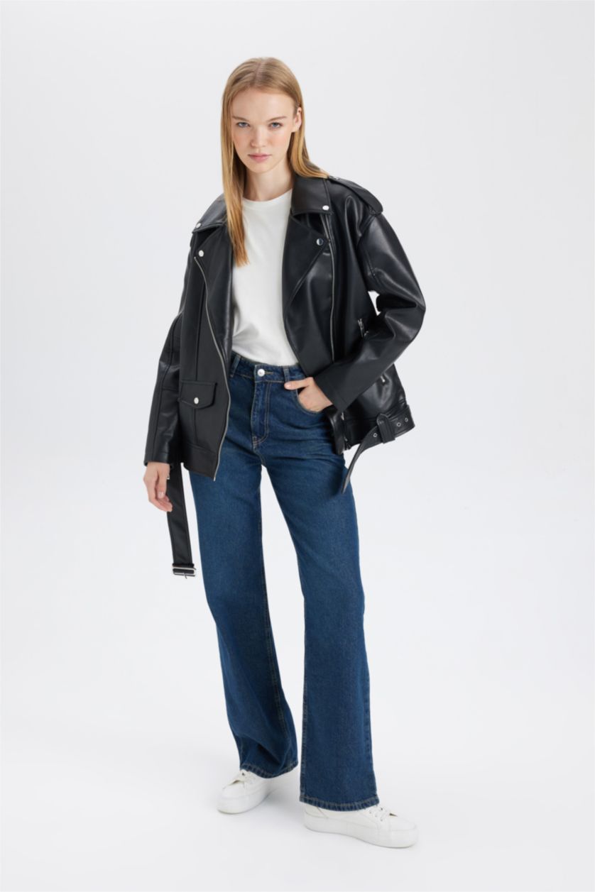 Kadın Siyah Su Geçirmez Suni Deri Ceket Mont Oversize Geniş Kalıp Kruvaze Yaka Fermualı Cepli Kemerli Mevsimlik 