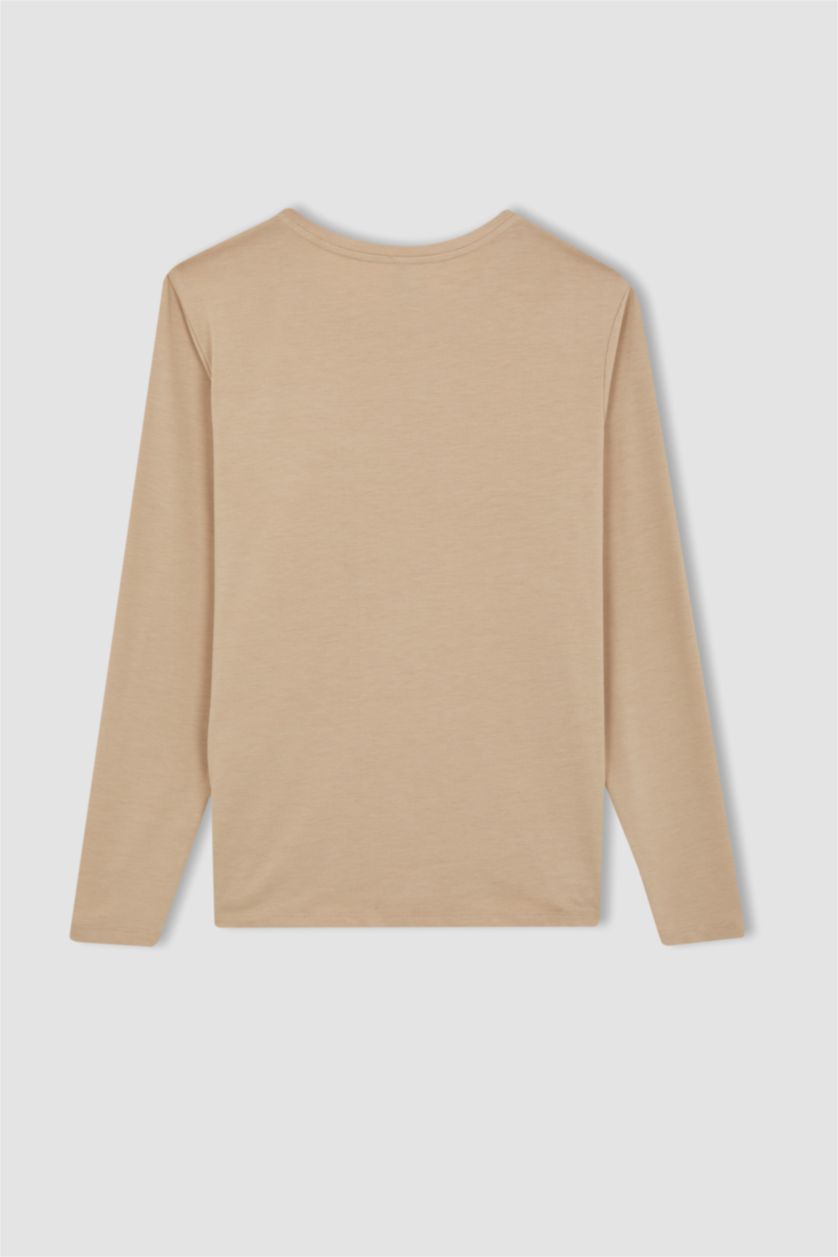 حريمي بيج تيشيرت كم طويل بقصة عادية برقبة مستديرة