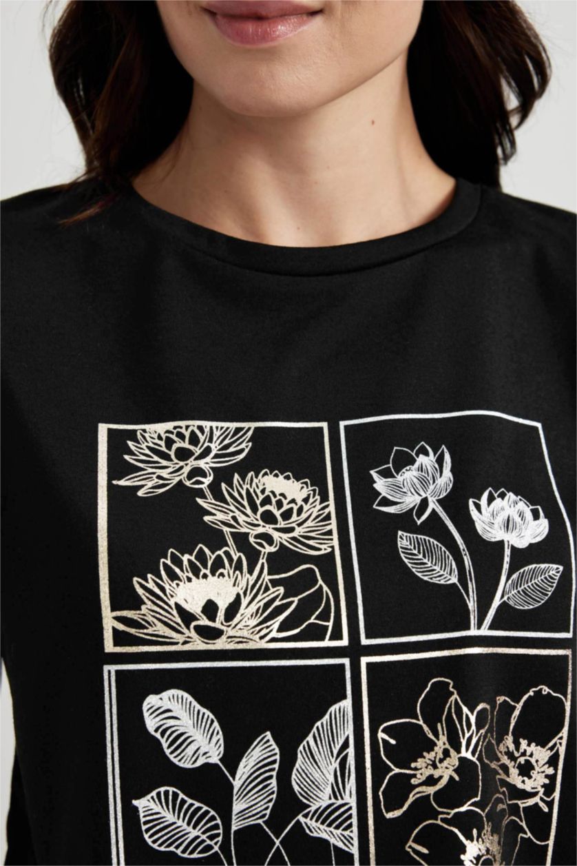 Kadın Siyah Relax Fıt Bisiklet Yaka Kısa Kollu Tişört