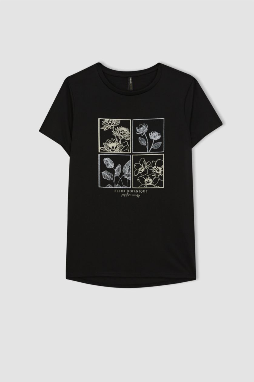 Kadın Siyah Relax Fıt Bisiklet Yaka Kısa Kollu Tişört