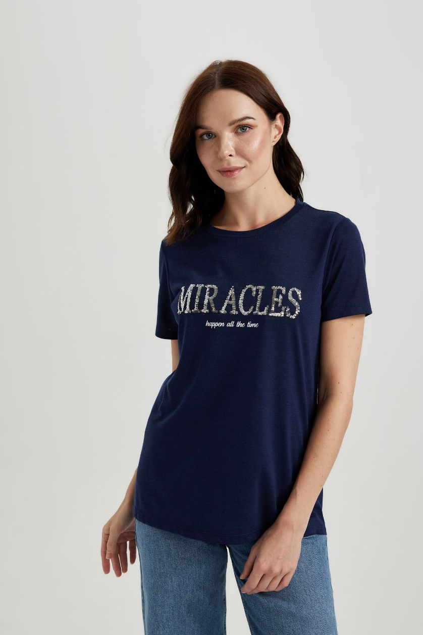 نساء كحلي تي شيرت نص كم قصة مريحة برقبة مستديرة