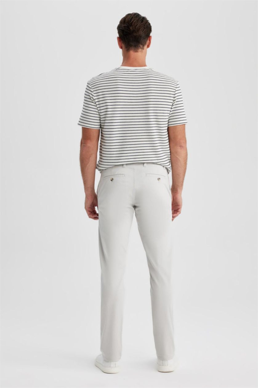 رجال اللون الحجري بنطلون سادة قصة عادية