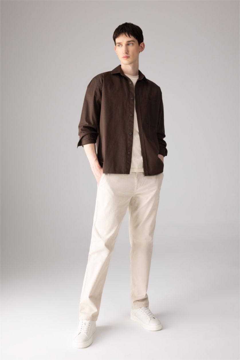 رجال اللون الرملي بنطلون سادة جبردين قصة عادية عادي بجيب