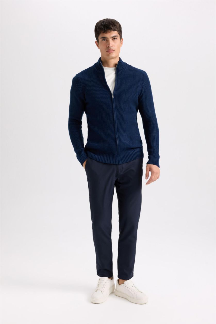Man NAVY Slim Fit Trousers