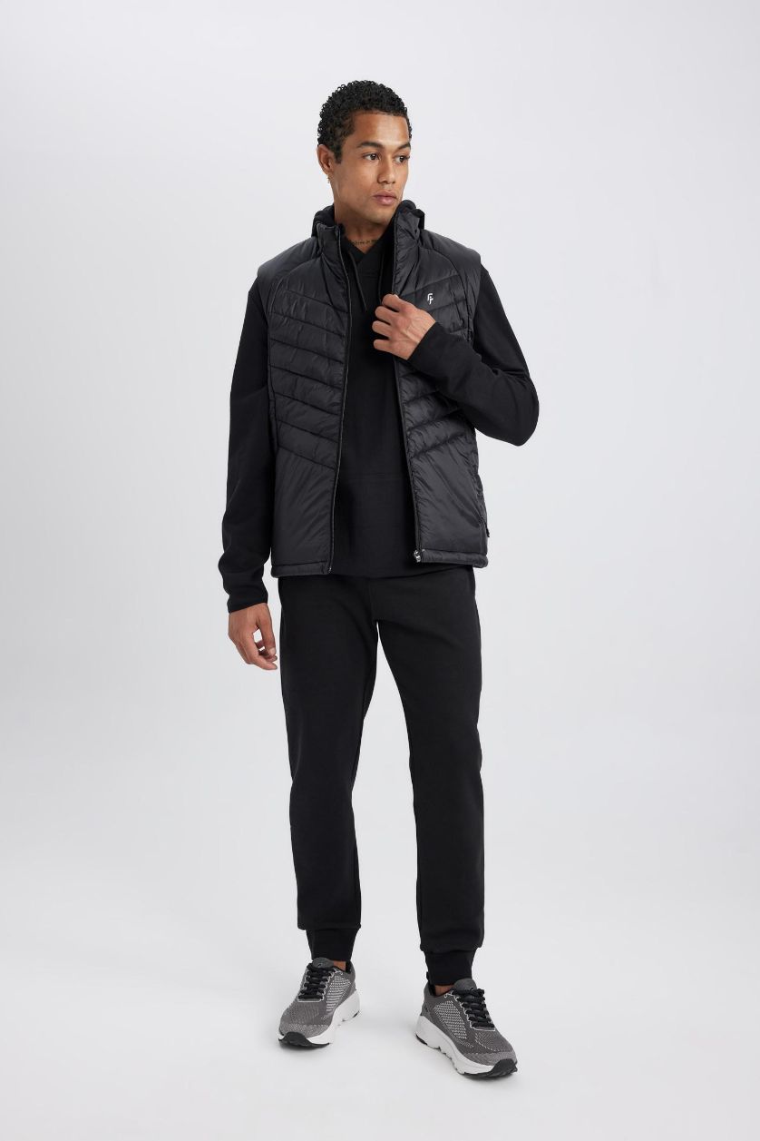 MAN Black DeFactoFit Slim Fit Waterproof Windproof Zippered Pocket Puffer Vest