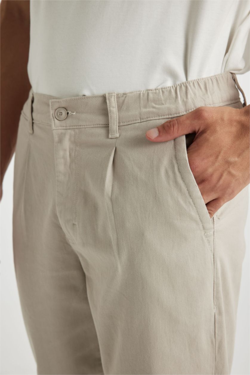 رجال اللون الرملي بنطلون سادة كاروت فيت