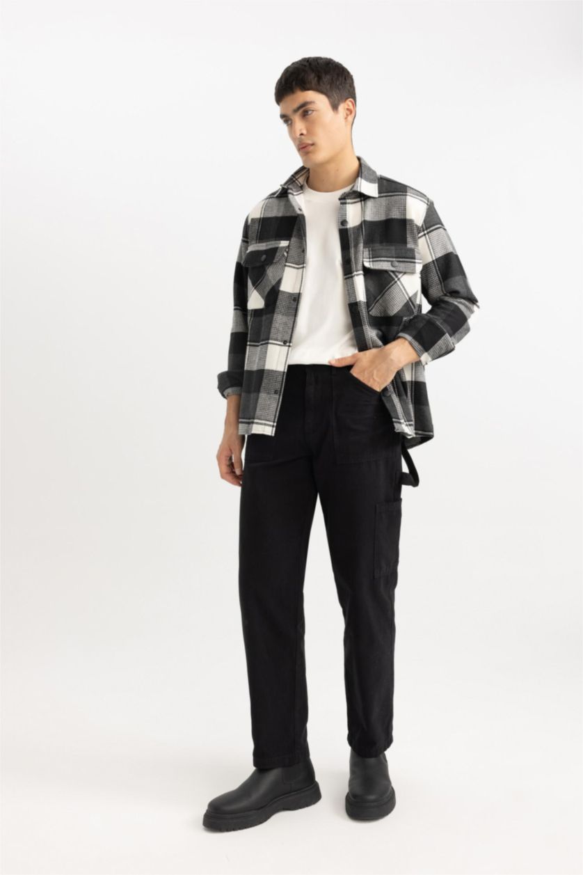 MAN Black Straight Fit Normal Waist Pipe Leg Trousers