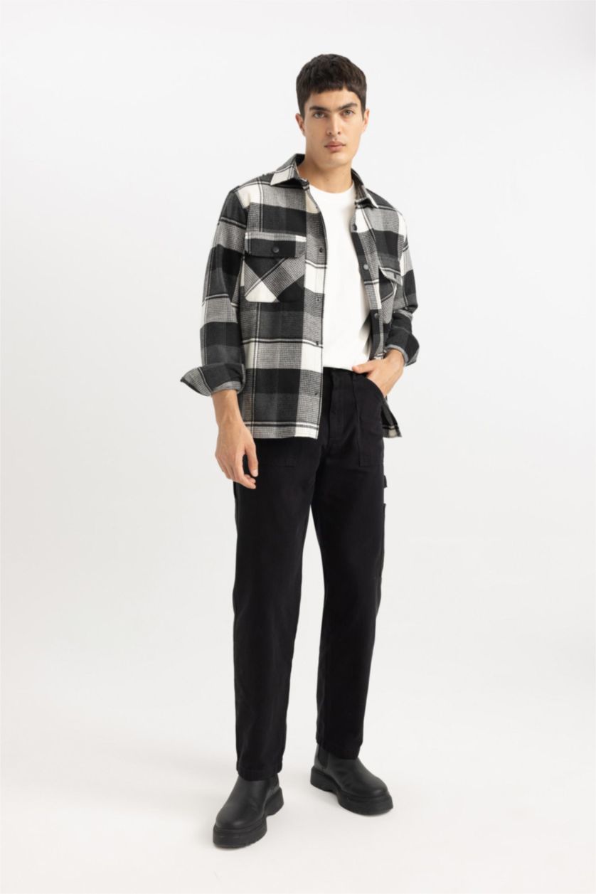 MAN Black Straight Fit Normal Waist Pipe Leg Trousers