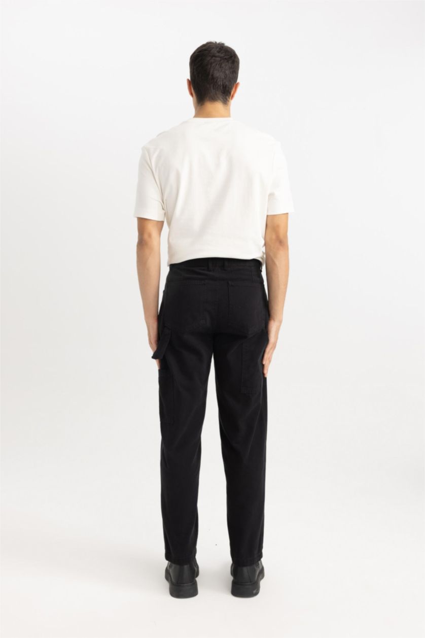 MAN Black Straight Fit Normal Waist Pipe Leg Trousers