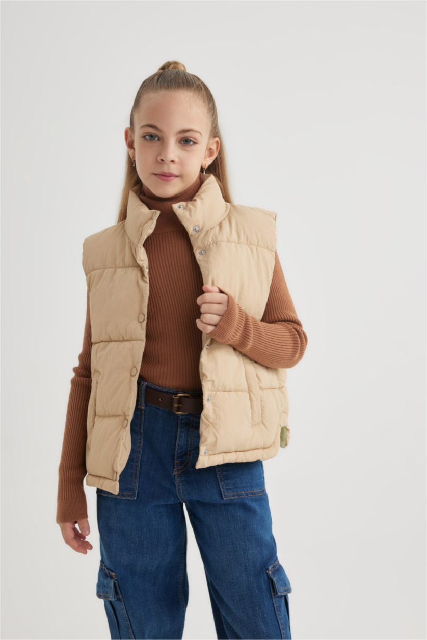 Kız Çocuk - Genç Kız Bej Dik Yaka Çıtçıt Kapamalı Basic Düz Şişme Yelek Kız Çocuk