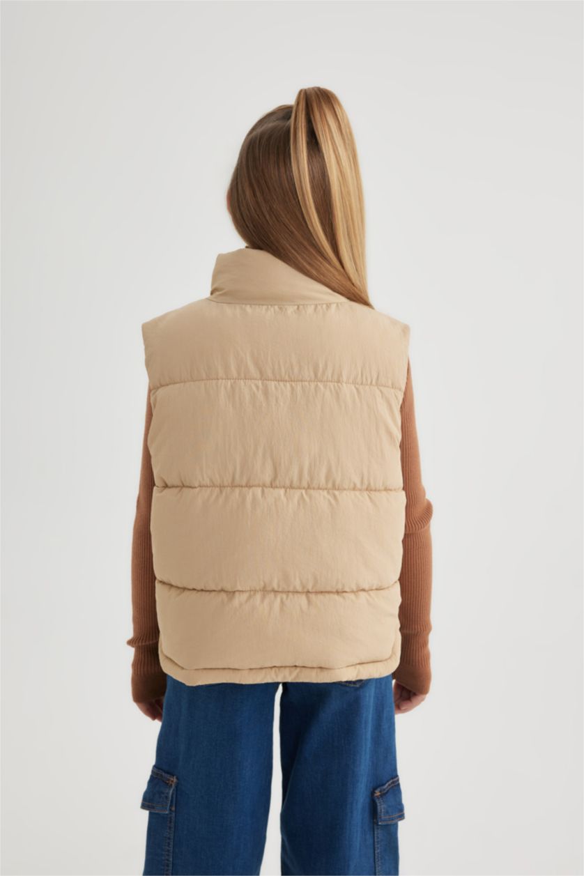 Kız Çocuk - Genç Kız Bej Dik Yaka Çıtçıt Kapamalı Basic Düz Şişme Yelek Kız Çocuk